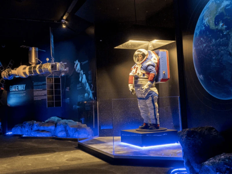 Space Adventure Canela